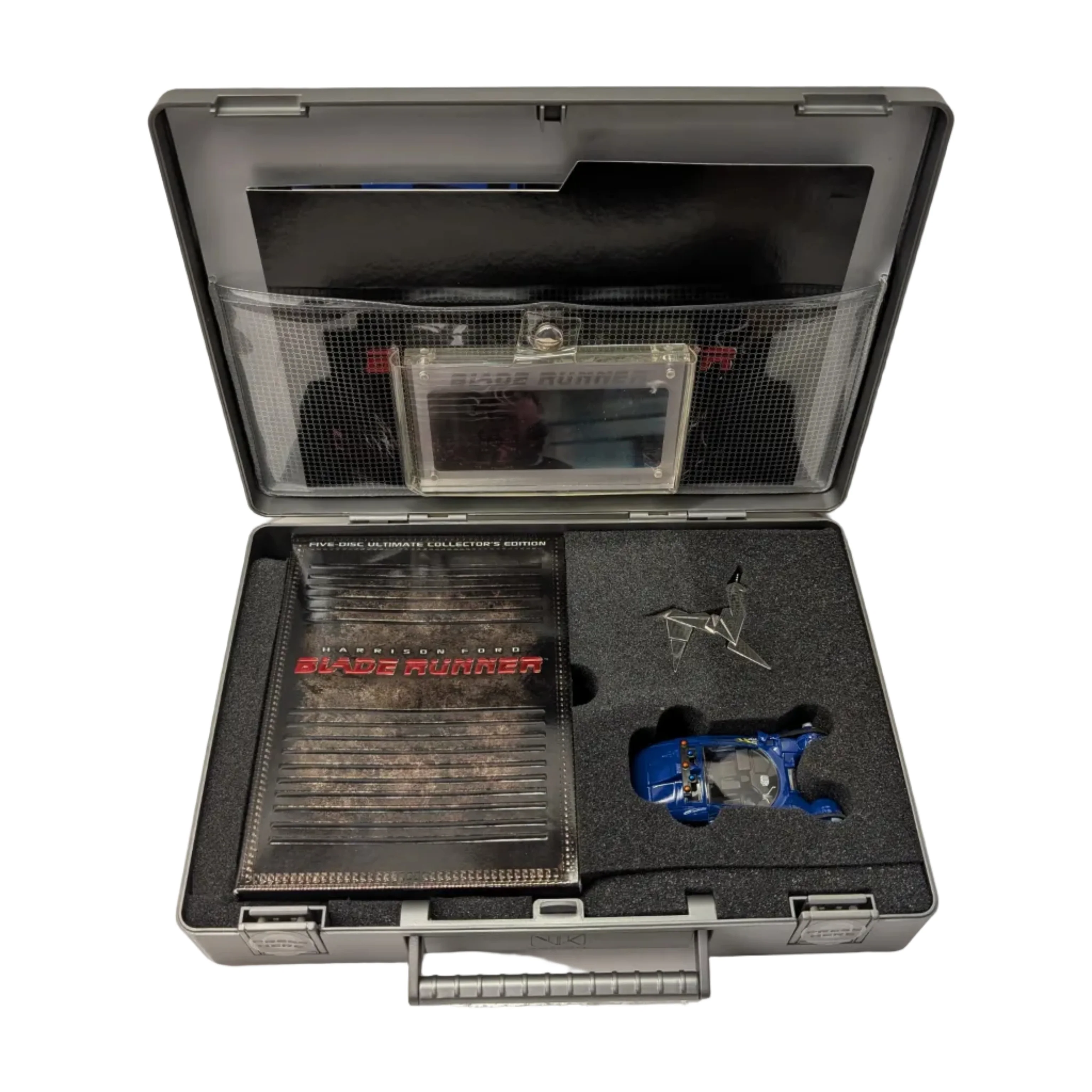Blade Runner Ultimate Collector's Edition 5-Disc DVD Set Briefcase (Disc 3 Missing) - Image 4